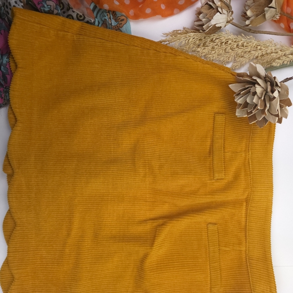 New Harper Button-Front Corduroy Mini Skirt in Mustard Sz M - Picture 8 of 9